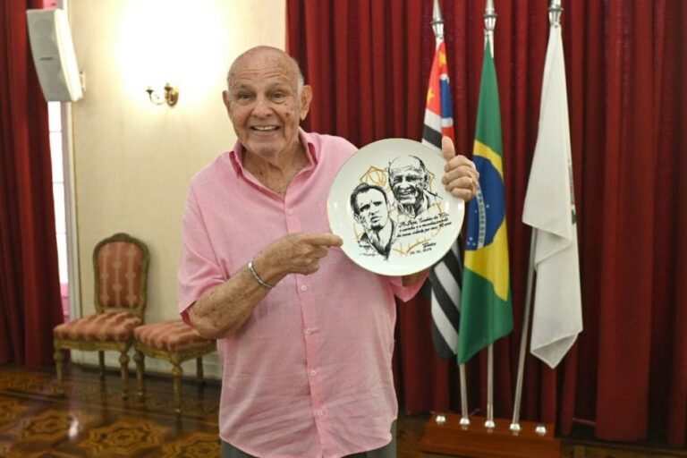 Pepe, o Canhão da Vila, terá exposição em sua homenagem no Museu Pelé, em Santos