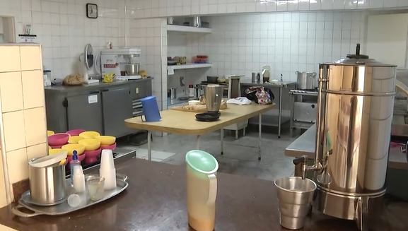 Temporal deixa rastro de destruição na Baixada Santista; Lar de Amparo à Velhice precisa de ajuda