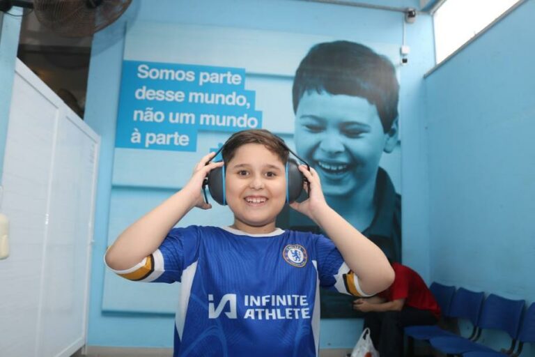 Prefeitura intensifica distribuição de abafadores de ruído para pessoas com sensibilidade auditiva