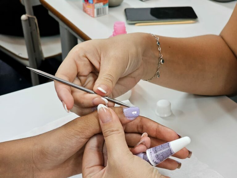 Ceprocamp Campo Grande abre vagas para Curso de Manicure e Pedicure