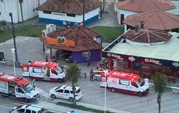 Moradores de rua são baleados enquanto dormiam em orla da praia de Mongaguá e autor dos disparos é procurado