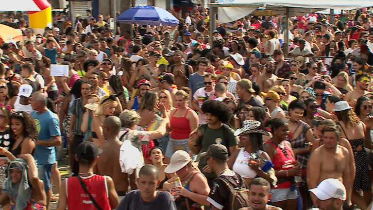 Seis blocos animam o último de folia em Campinas; confira a programação