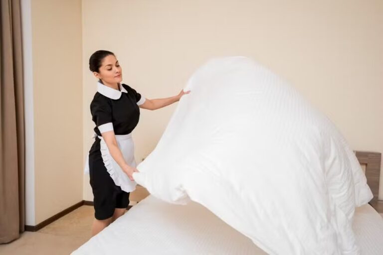 Sinhores abre vagas para curso gratuito de formação de camareiras em São José