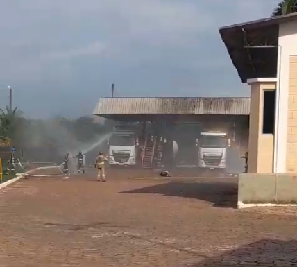 Morre segunda vítima de explosão de caminhão de combustível em Paulínia