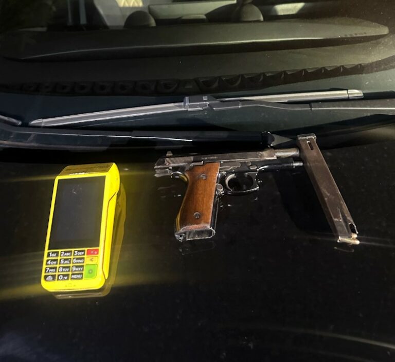 Mulher é sequestrada durante assalto em Campinas e resgatada após perseguição policial