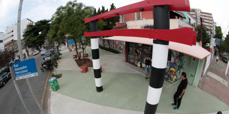 Praça em Santos recebe melhorias tornando mais uma opção de lazer para a população