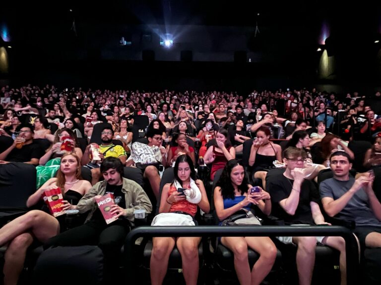 Cine Roxy amplia sessões de Ainda Estou Aqui após vitória no Oscar