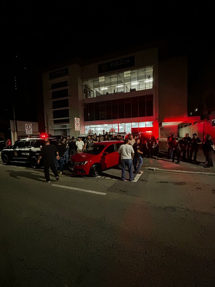 Operação da Polícia Civil cumpre mandados de busca e prisão contra suspeitos de violência doméstica em Caçapava e São José