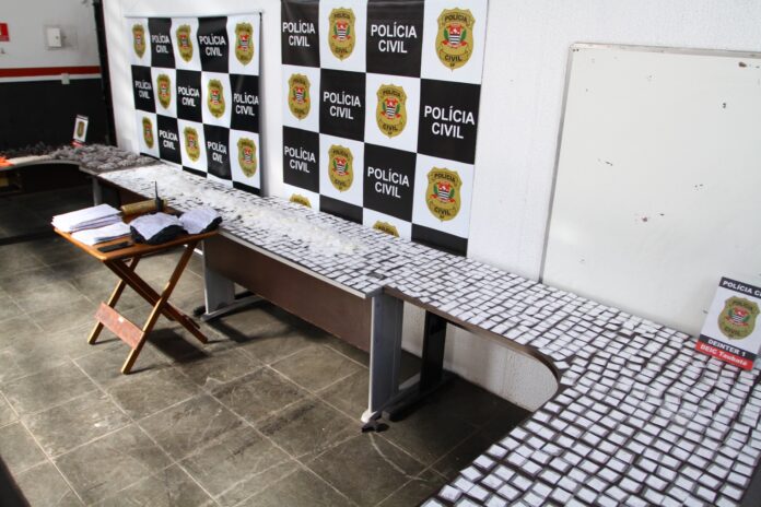 Polícia apreende mais de R$ 200 mil de drogas em operação contra organização criminosa em Pindamonhangaba