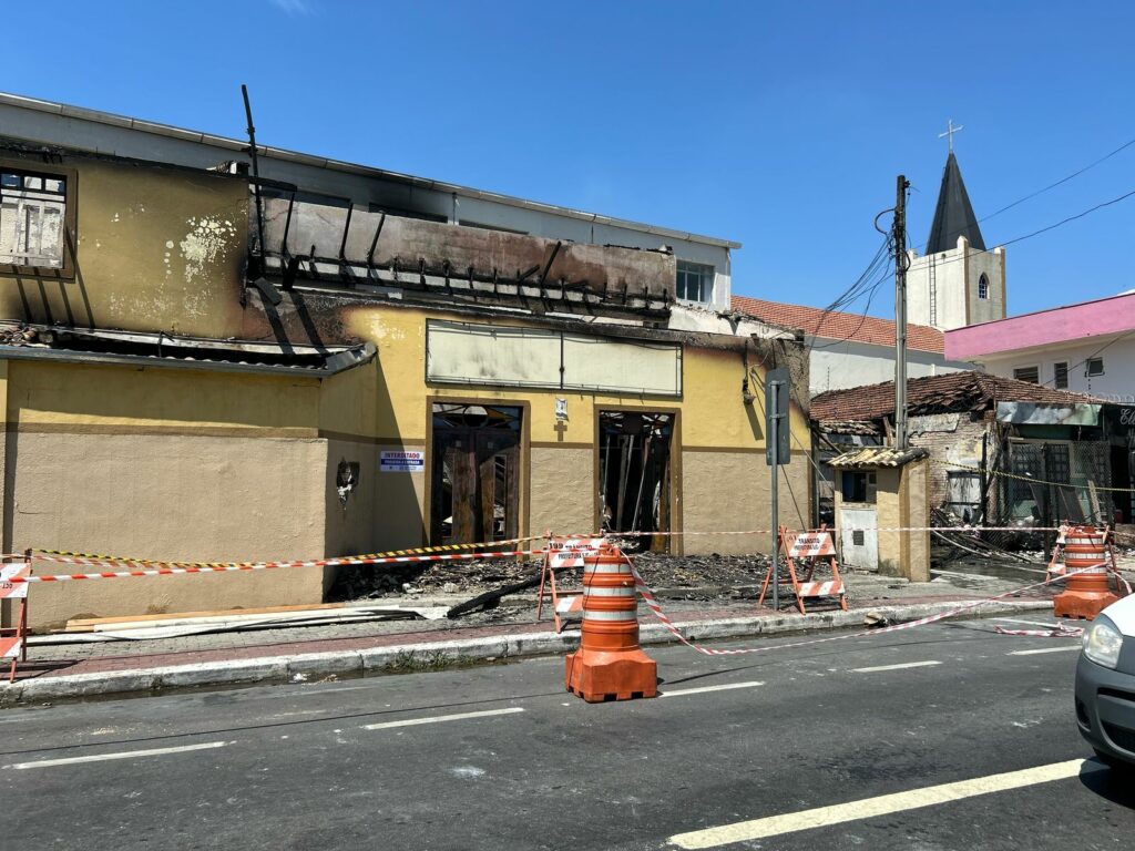 Homem preso por iniciar incêndio que matou 4 pessoas em asilo de São José queria se vingar por não ter recebido comida