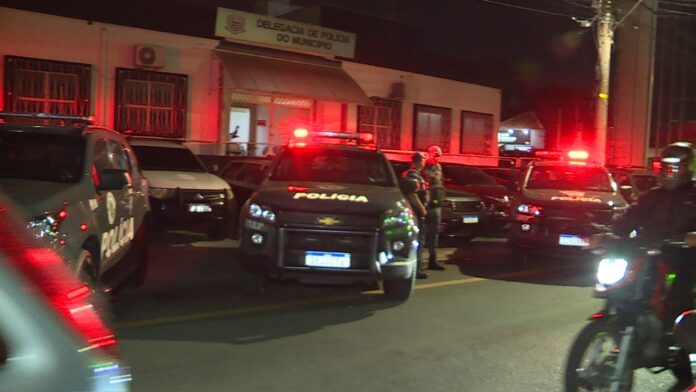 Confronto entre PM e criminosos termina com traficante perigoso morto