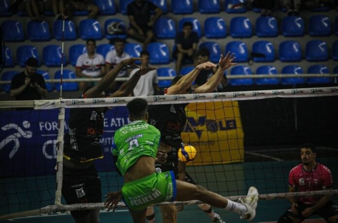 São José Vôlei visita o Praia Clube em Uberlândia nesta sexta-feira