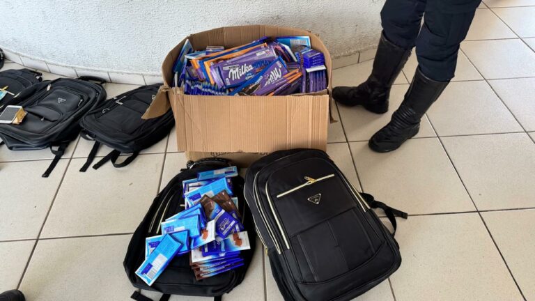 Quarteto furta mais de quinhentas barras de chocolates de loja em Indaiatuba