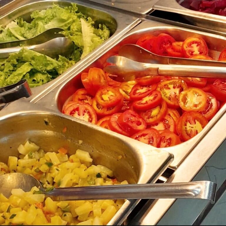 SANTOS: Restaurante no Gonzaga reduz margem de lucro para não repassar alta dos alimentos ao consumidor