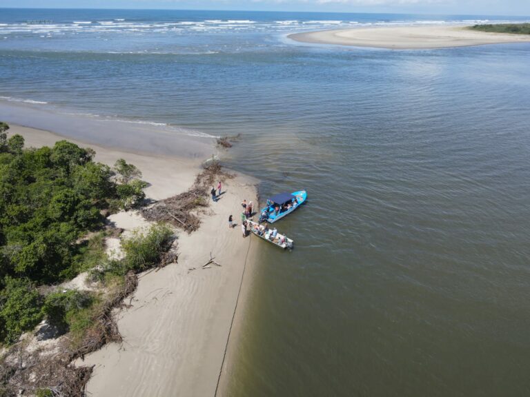 Governo de SP inicia ação emergencial para conter o avanço do mar em cidade do litoral