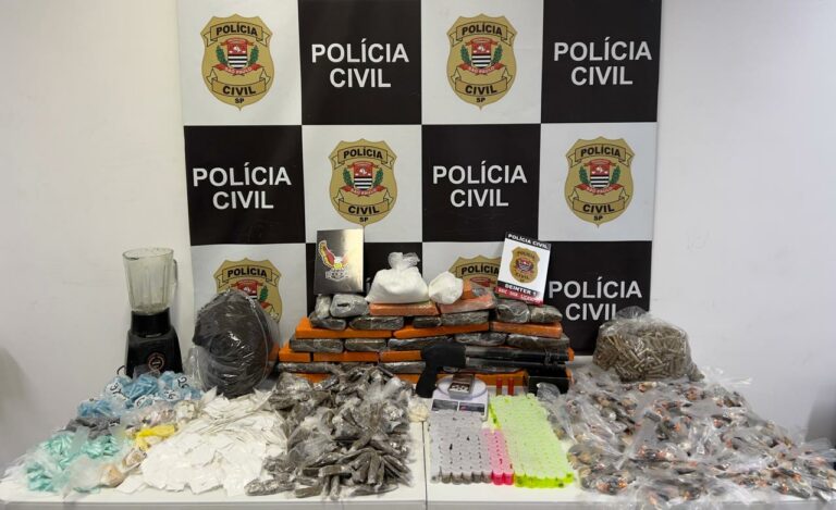 Polícia apreende mais de 20 kg de drogas em operação contra o tráfico em São José