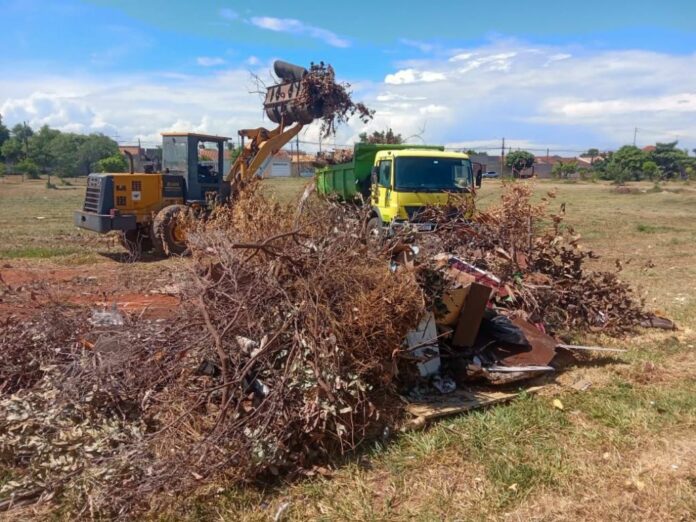 aracatuba-limpa-terca-e-marcada-por-limpeza-em-area-publicas Foto: Divulgação