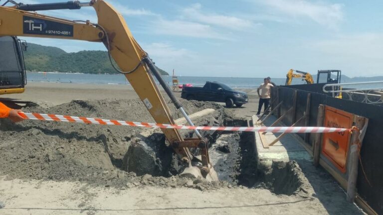 Começam as obras para prolongamento da passarela sobre o canal 6, em Santos