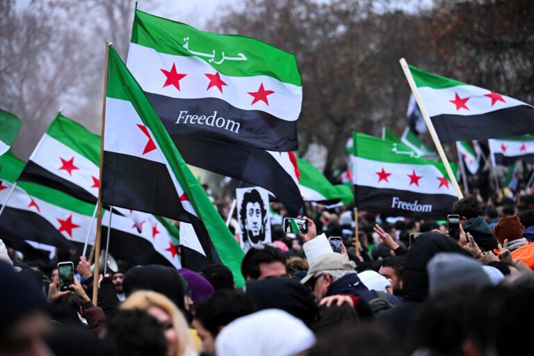 “Há brasileiros encurralados nas regiões de conflito na Síria”, diz embaixador à Novabrasil