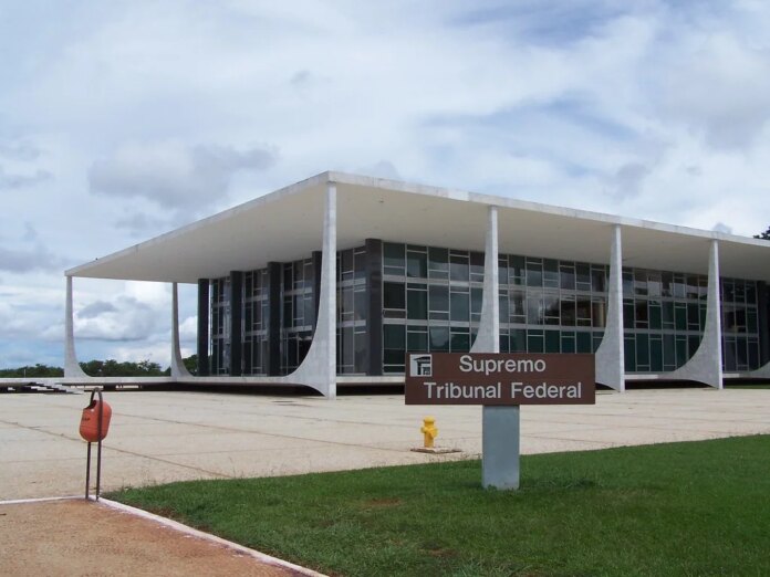 Heródoto Barbeiro: “Supremo ameaçado”