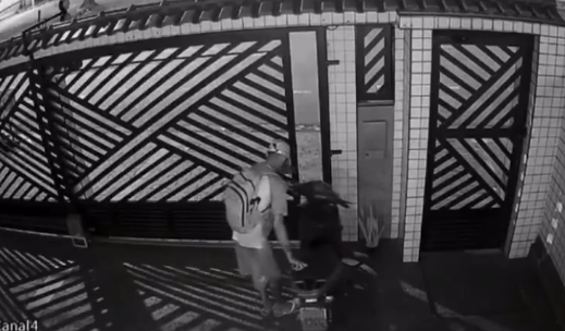 Ladrão invade prédio, tenta furtar moto em São Vicente mas é confrontado por populares e foge; VÍDEO