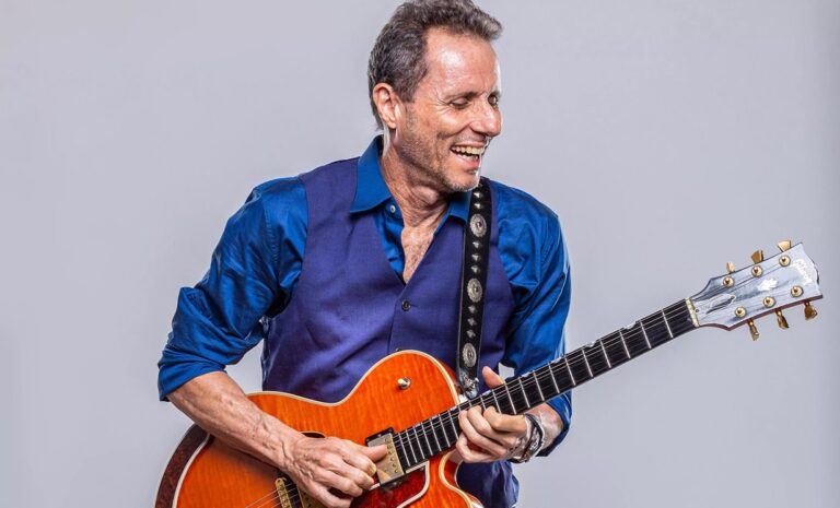 Tony Bellotto, dos Titãs, revela ter câncer no pâncreas