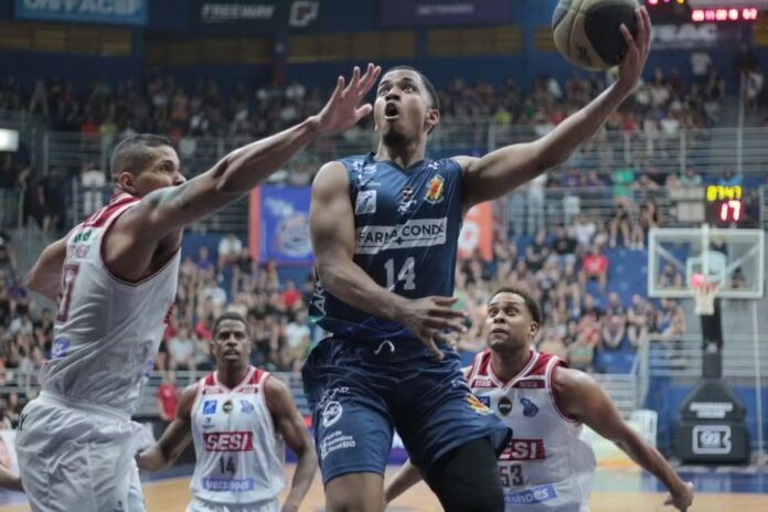 São José enfrenta o Fortaleza pela última rodada da fase classificatória do NBB