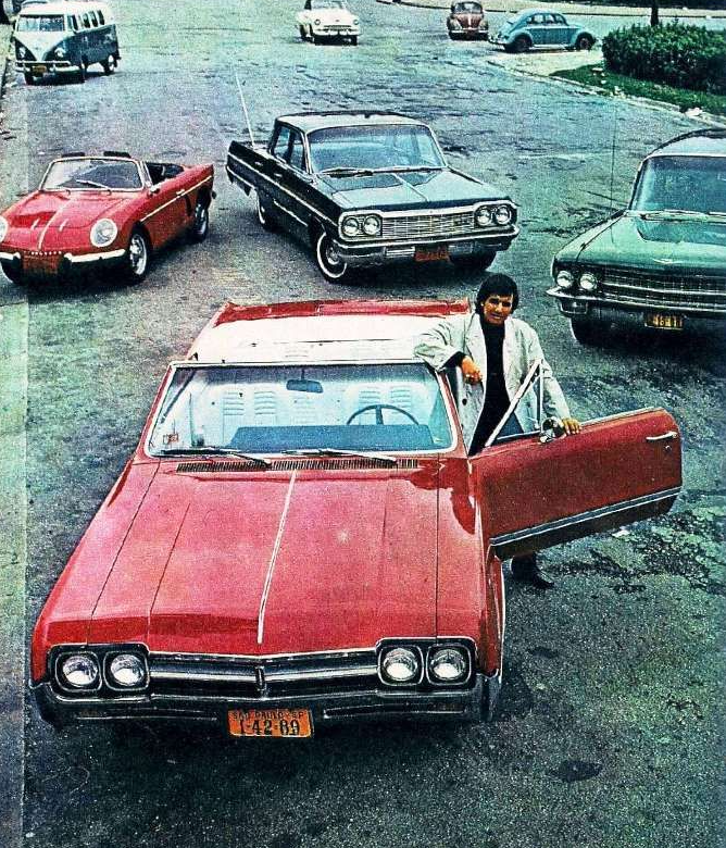 Carros do cantor Roberto Carlos