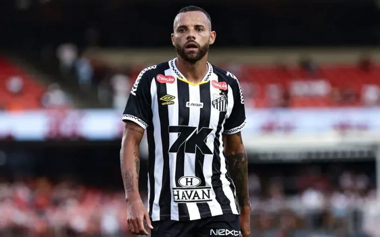 Santos fecha novo patrocínio máster com casa de apostas