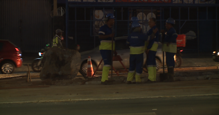 Sanasa conclui obra em adutora na  avenida John Boyd Dunlop