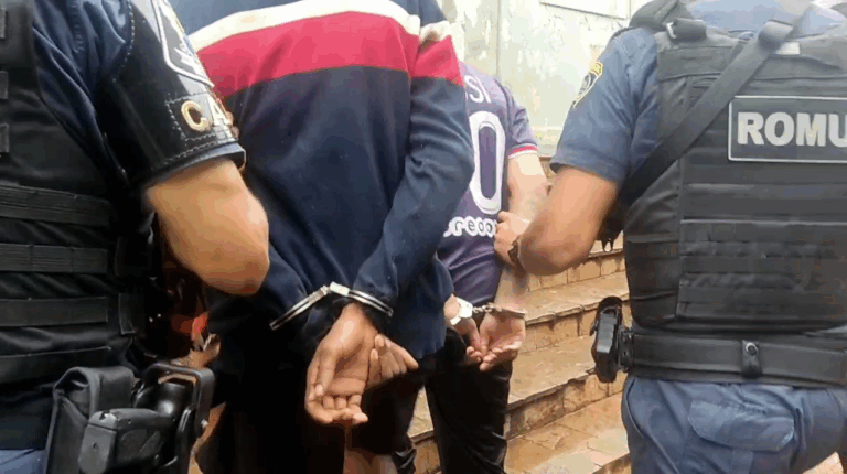 Incluindo um menor de idade, três são detidos por tráfico de maconha e cocaína no Ipiranga