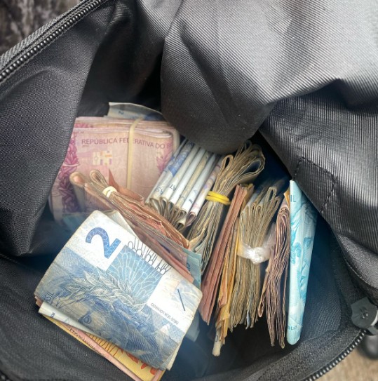 ROTA apreende maconha e mais de R$ 16 mil durante operação em bar de Campinas