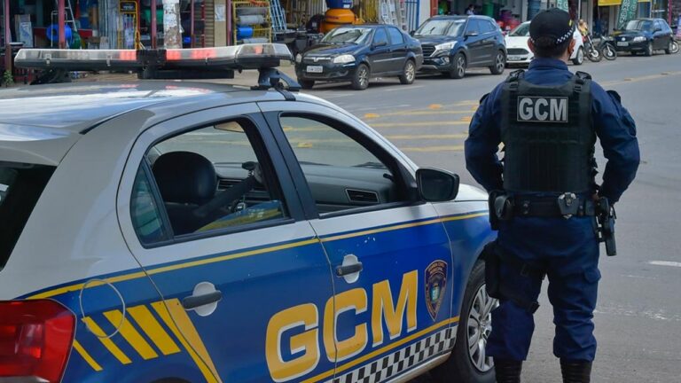 Homem é detido após invadir escola em Taubaté