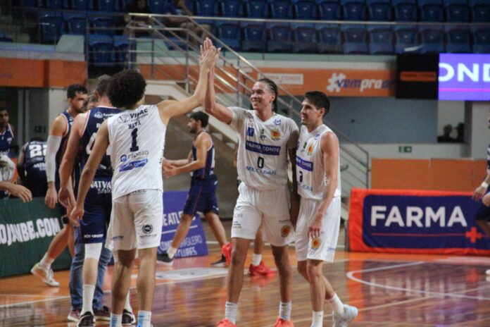 Já classificado para os playoffs, São José recebe o Unifacisa pelo NBB