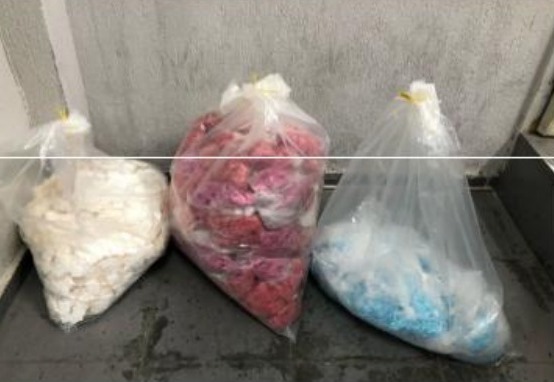 Homem é preso com grande quantidade de drogas na Carvalho Pinto em São José