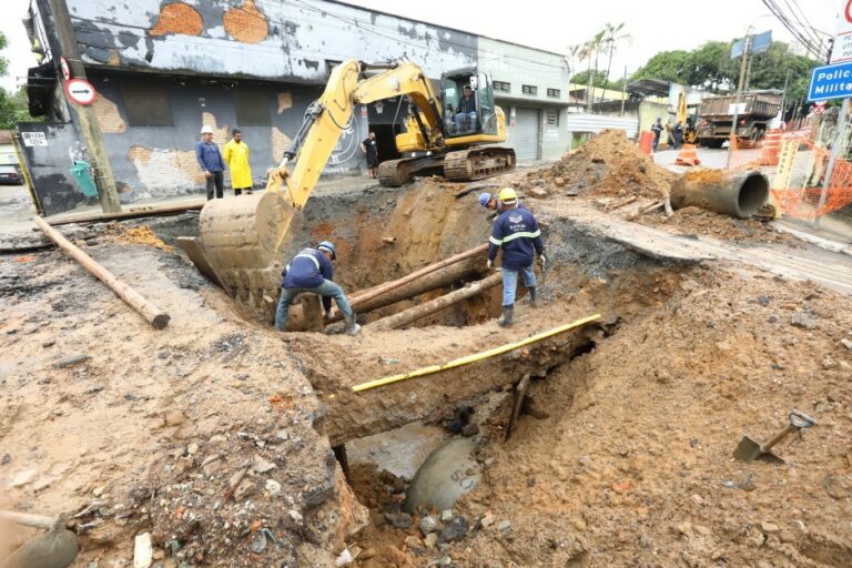 Chuvas fortes provocam mudanças no trânsito na zona norte de São José