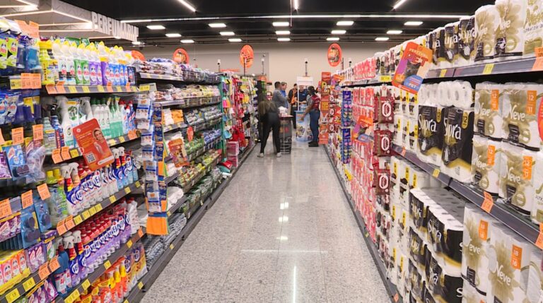 Rede Pague Menos inaugura nova loja e abre mais de 220 vagas de emprego