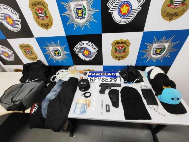 Homem é detido com carro furtado e materiais suspeitos no bairro Boa Vista, em Campinas