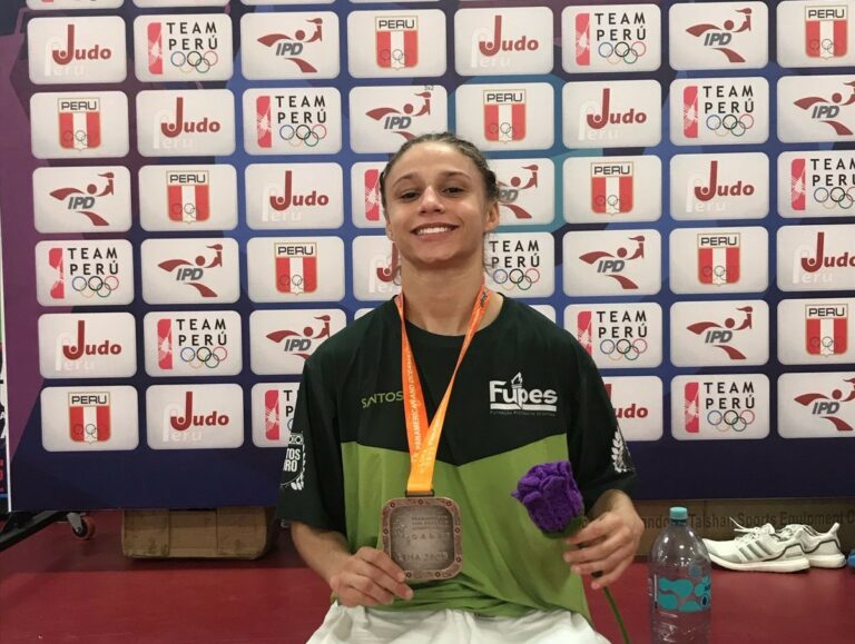 Revelação do judô santista é vice-campeã pan-americana em Lima, no Peru