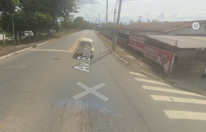 Acidente com capotamento deixa dois mortos e um ferido em Taubaté