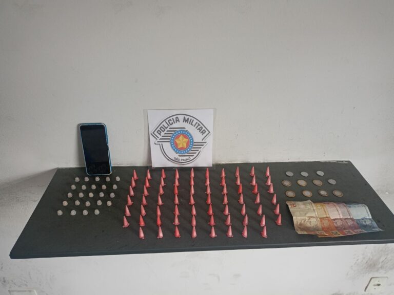 Adolescente é apreendido após ser flagrado com drogas em Aparecida