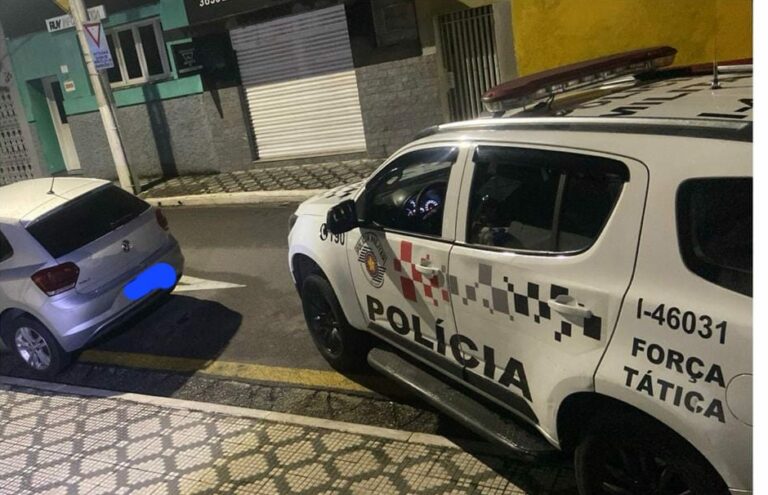 Polícia prende homem e apreende adolescente por roubo de veículo e bens avaliados em mais de R$ 70 mil em Caçapava