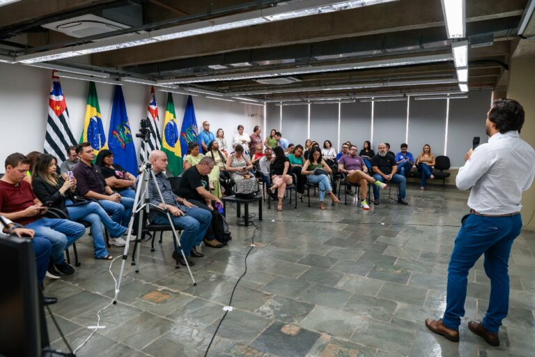 Audiência pública sobre PPA 2026-2029 e LDO 2026 reúne população em Ribeirão Preto
