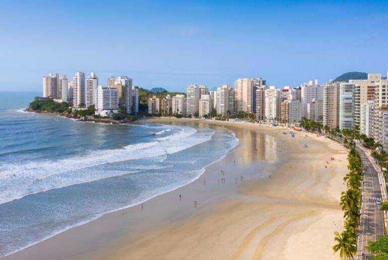 Turista morre afogado em praia de Guarujá no domingo de Páscoa