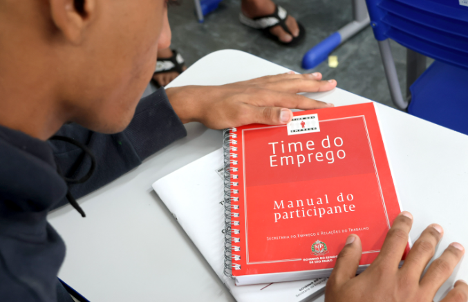 “Programa Meu Emprego” capacita jovens que buscam a primeira oportunidade no mercado de trabalho