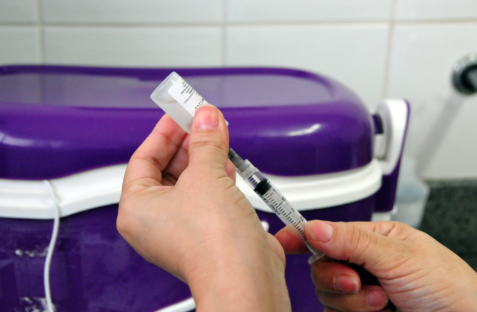 Praia Grande realiza vacinação contra a gripe em novos grupos a partir de segunda-feira