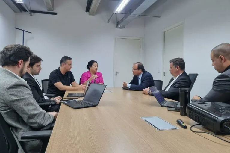 Prefeitura e Governo Federal buscam soluções para modernizar iluminação pública em Ribeirão Preto