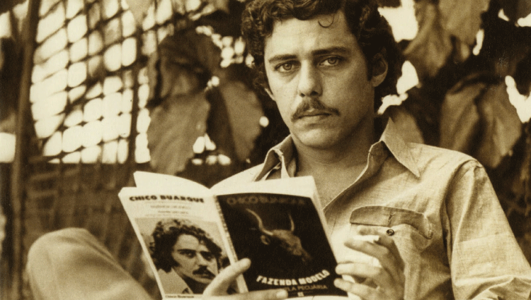 O que a música “Apesar de Você”, de Chico Buarque, quer dizer?