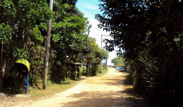 “Estrada nova” Governo Estadual inicia obra que da acesso a Barra do Una em Peruíbe