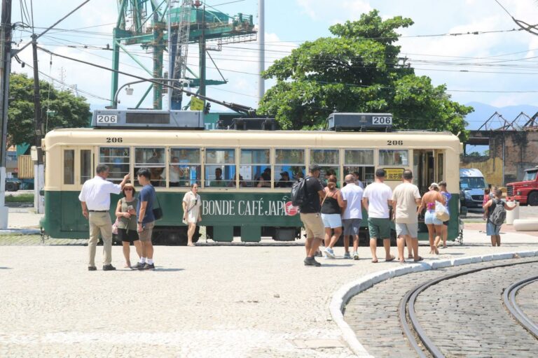 Passeios temáticos vão lembrar os 116 anos da circulação dos bondes elétricos em Santos